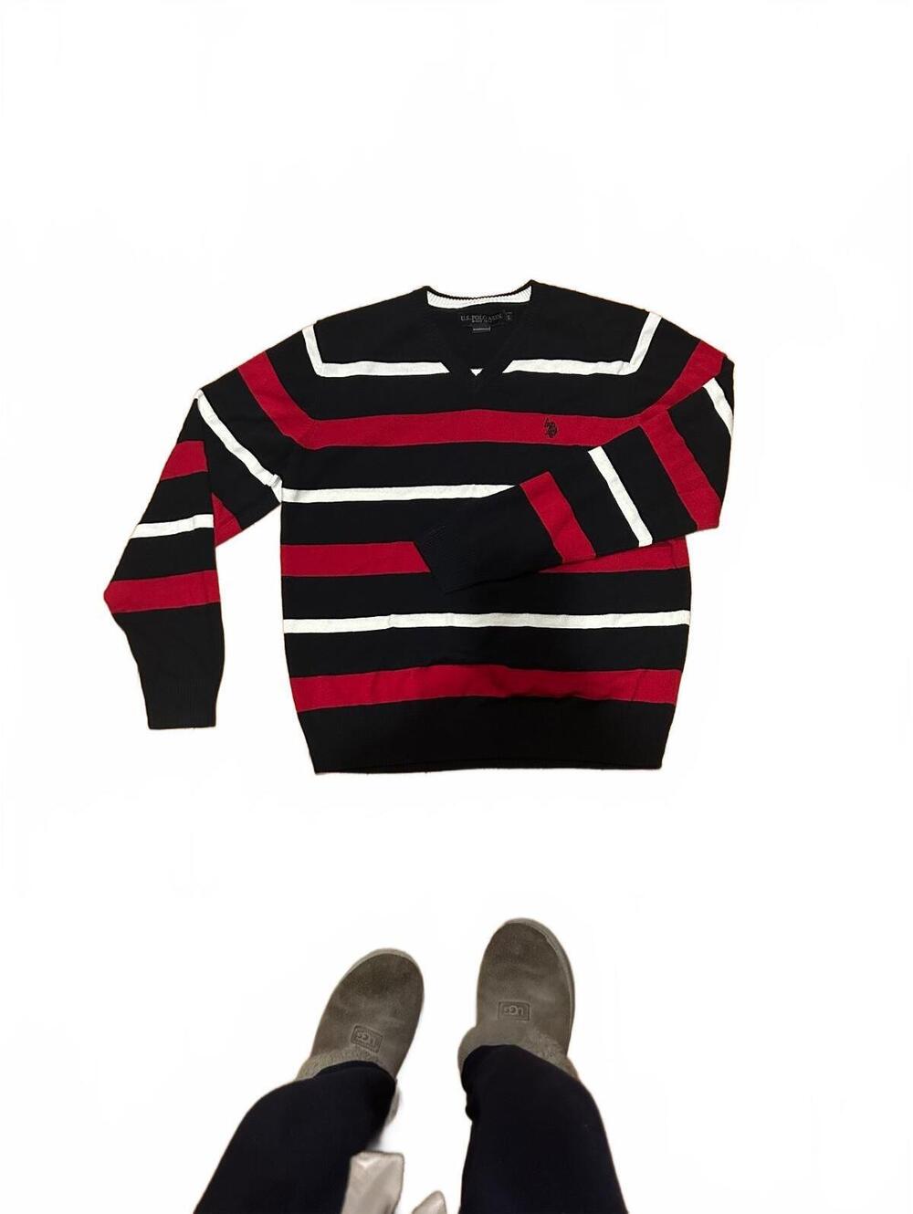 U.S. Polo Assn Black & Red V-Neck Sweater